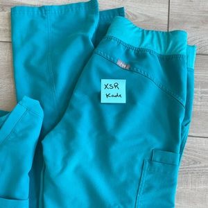 Figs teal XS KADE